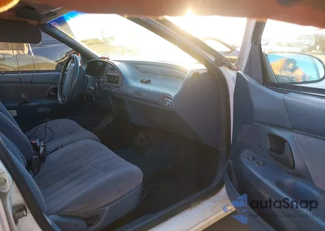 1993 Ford Taurus Gl z USA, uszkodzony, nr VIN 1FACP52U4PA263740